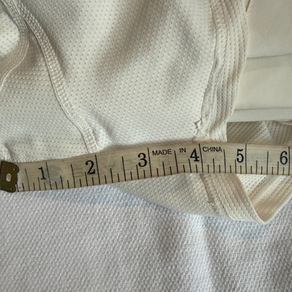 Athleta Vienna Ivory Cargo Skort Size 4 - Picture 10 of 13